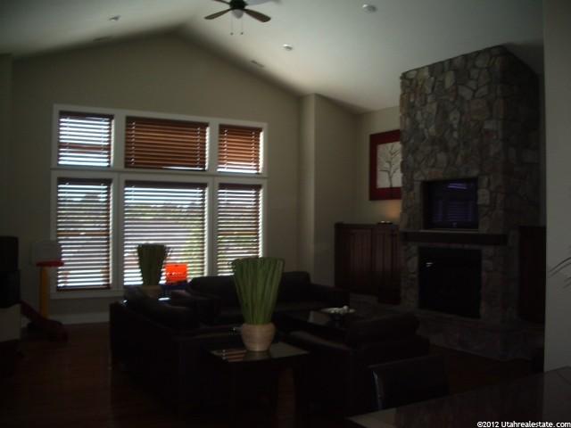 804 E Edgewood Dr S, South Ogden, UT 84403 — photo 5