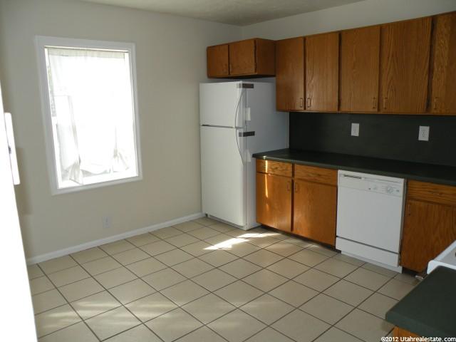7818 Oak St, Midvale, UT 84047 — photo 3