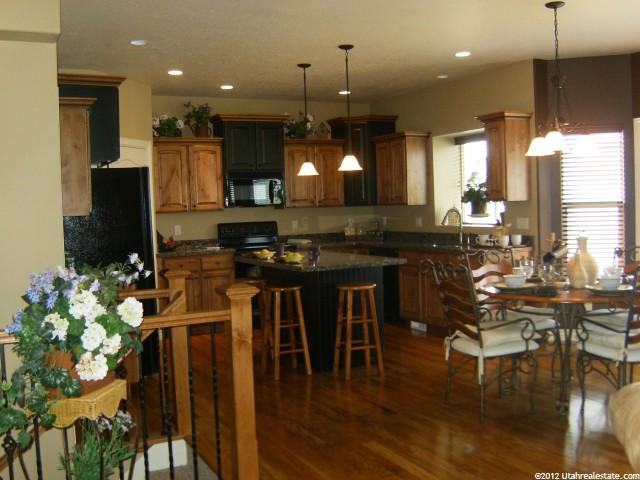 668 W 1850 S, Syracuse, UT 84075 — photo 4