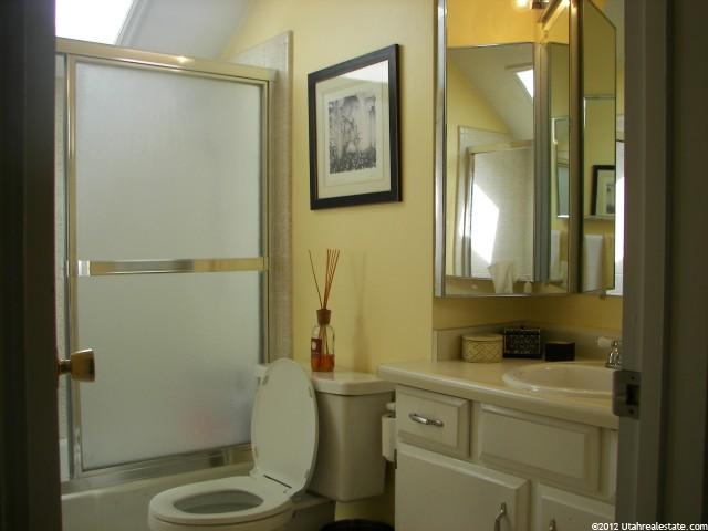 648 E 6870 S #33, Midvale, UT 84047 — photo 4