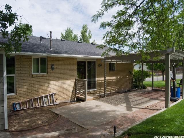 3323 S Davis Blvd, Bountiful, UT 84010 — photo 2