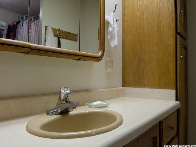 3323 S Davis Blvd, Bountiful, UT 84010 — photo 7