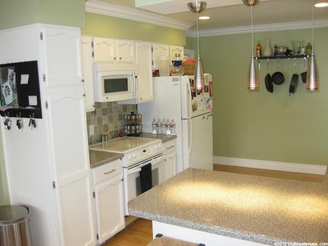 2473 S 450 E, Bountiful, UT 84010 — photo 12