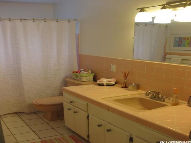 2473 S 450 E, Bountiful, UT 84010 — photo 8