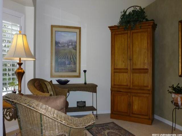 1615 N 250 E, Layton, UT 84041 — photo 2