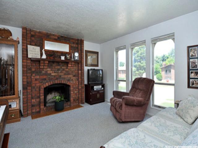 1537 W 1590 N, Clinton, UT 84015 — photo 2