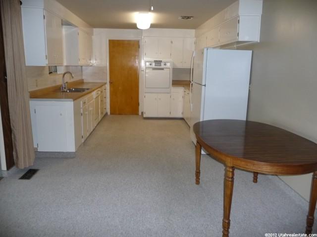 256 W 750 N, Clearfield, UT 84015 — photo 2