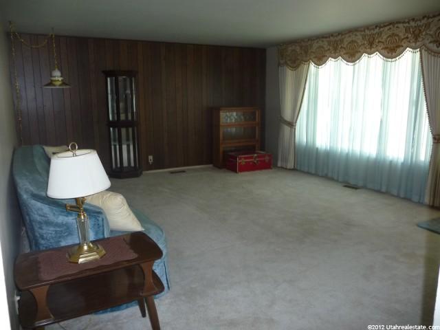 256 W 750 N, Clearfield, UT 84015 — photo 9