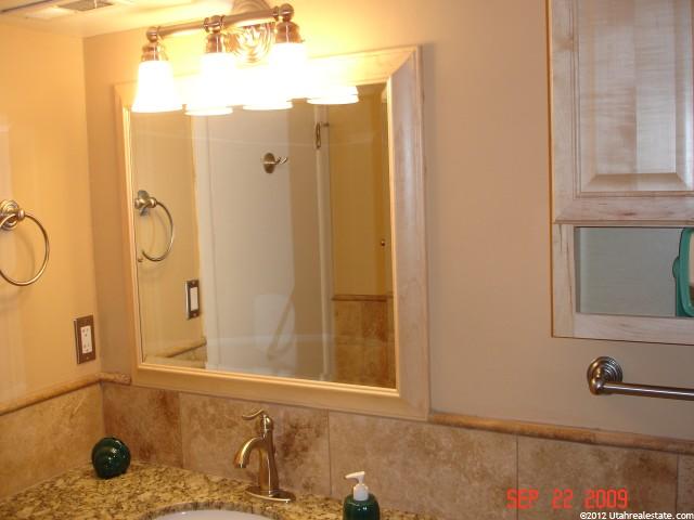 2124 E 4850 S, Holladay, UT 84117 — photo 9