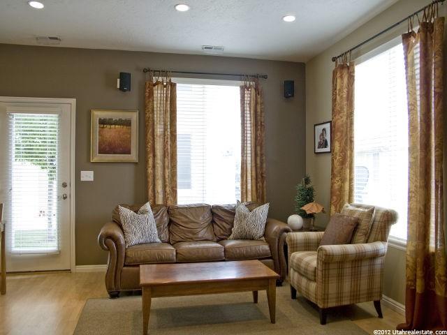 637 Hidden Bluff Cv, Sandy, UT 84070 — photo 6