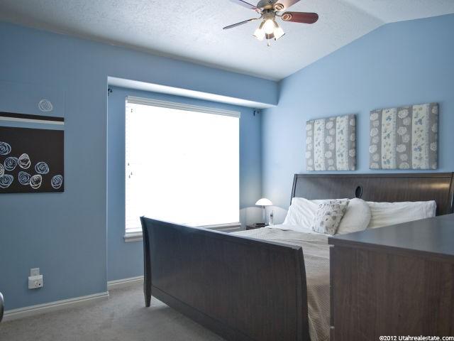 637 Hidden Bluff Cv, Sandy, UT 84070 — photo 9