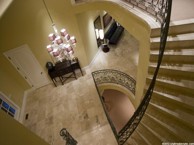 680 S Davis Blvd, Bountiful, UT 84010 — photo 3