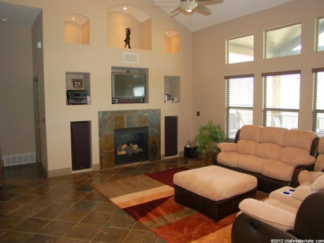 997 E Brookfield Ave, Erda, UT 84074 — photo 2