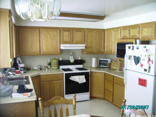 251 W 750 N, Clearfield, UT 84015 — photo 6
