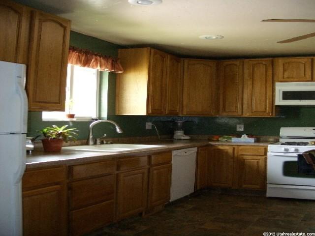 142 S Crockett Ave E, Logan, UT 84321 — photo 3