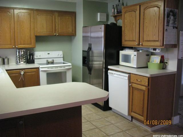 312 S Main St E, Garland, UT 84312 — photo 2