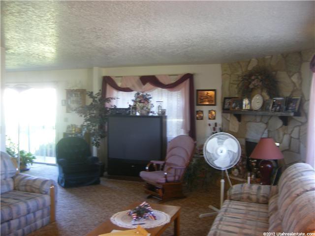 6886 W 6200 N, Newton, UT 84327 — photo 2