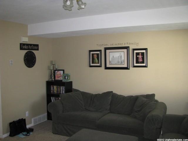 1594 S Talon Dr, Logan, UT 84321 — photo 2
