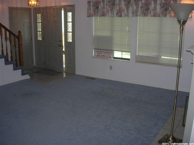 477 W 1175 N, Centerville, UT 84014 — photo 3