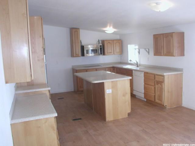 271 E 2730 N, Roosevelt, UT 84066 — photo 4