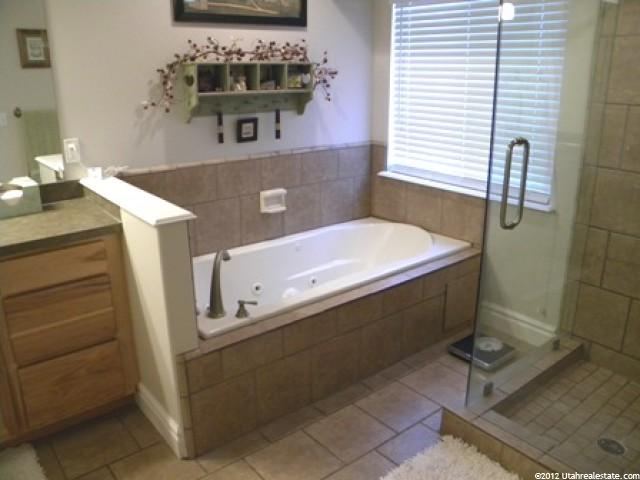 222 E 2325 S, Clearfield, UT 84015 — photo 10