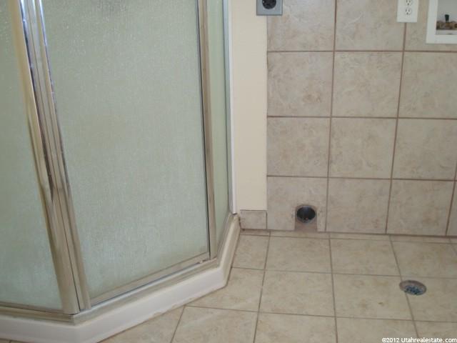 1689 N 2615 W, Clinton, UT 84015 — photo 6