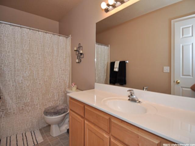 5556 S 3800 W, Roy, UT 84067 — photo 6