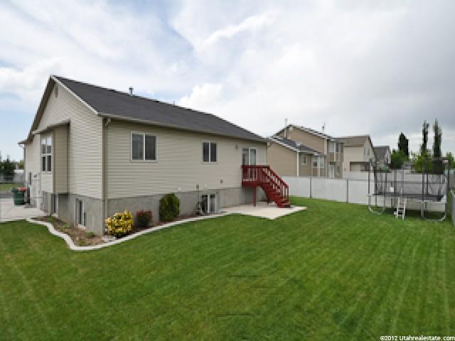 5556 S 3800 W, Roy, UT 84067 — photo 8