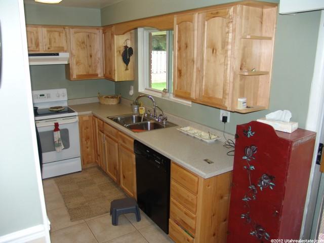 1470 Highland Dr, North Logan, UT 84341 — photo 2