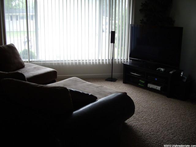 389 W 1425 N, Sunset, UT 84015 — photo 4