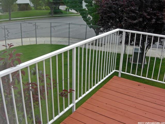 1414 Willow Valley Dr, Centerville, UT 84014 — photo 8