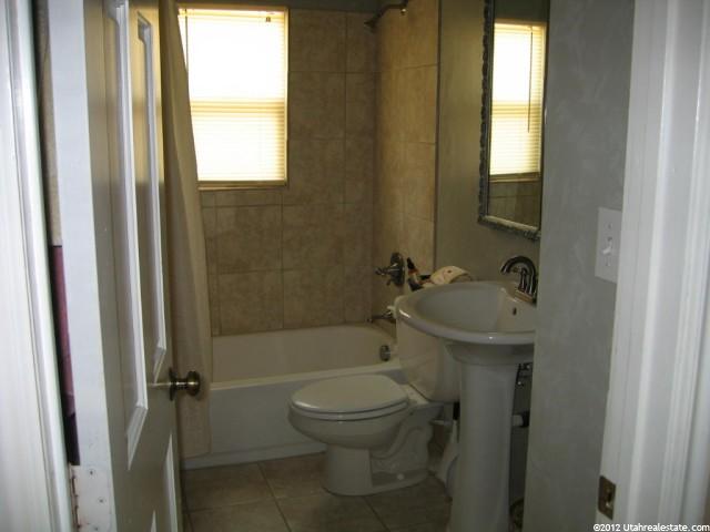 225 W 1700 S, Bountiful, UT 84010 — photo 3