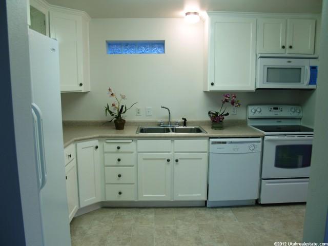 8194 N Red Cloud Loop Rd, Vernal, UT 84078 — photo 9