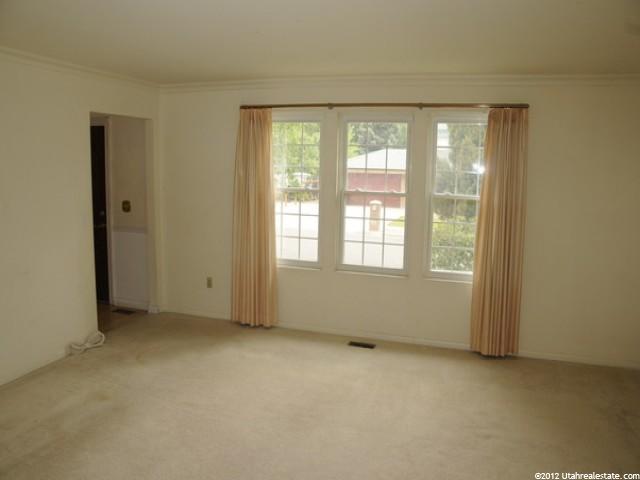 2609 E Sundance Dr, Sandy, UT 84093 — photo 2