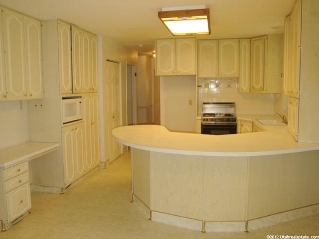2609 E Sundance Dr, Sandy, UT 84093 — photo 3