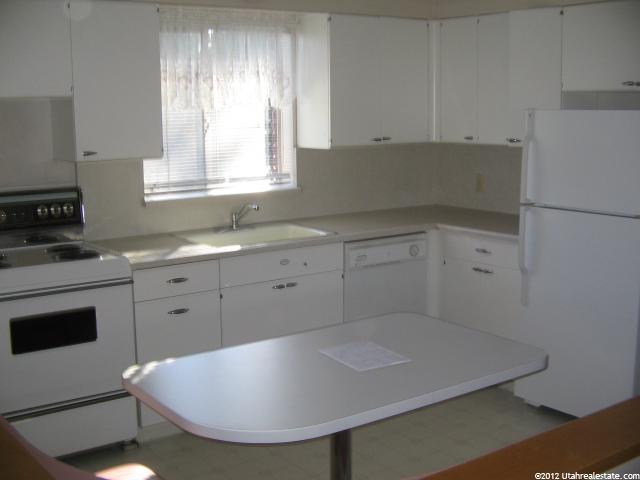999 E 5600 S, Murray, UT 84121 — photo 4