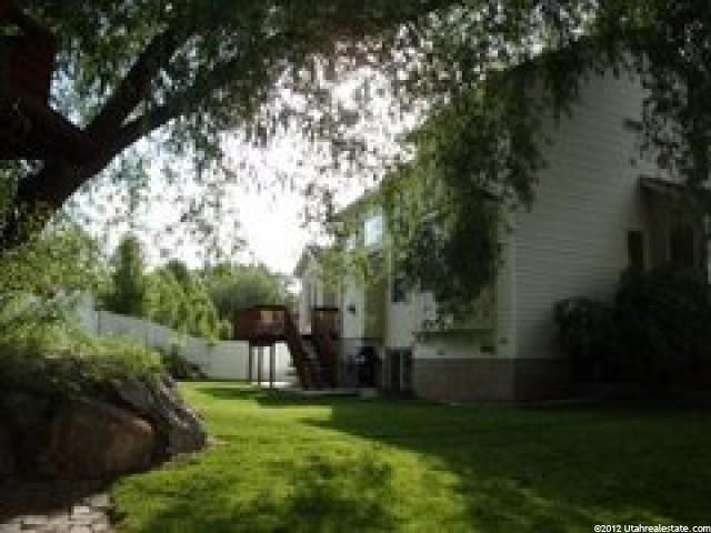 481 W 2025 N, Centerville, UT 84014 — photo 11