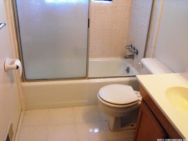 686 N 1000 W, Clearfield, UT 84015 — photo 5