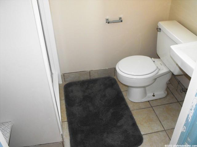 686 N 1000 W, Clearfield, UT 84015 — photo 8