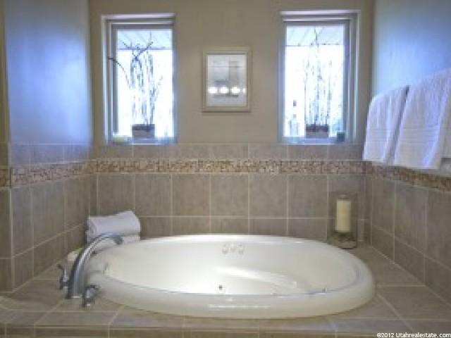 3 S Rollingwood Ln E, Sandy, UT 84092 — photo 6