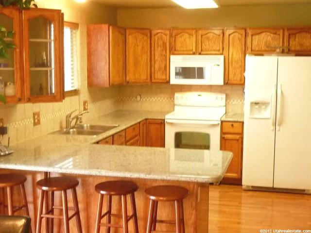 282 Ashbrook Cir, Midvale, UT 84047 — photo 5