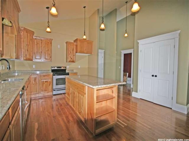 395 N 575 E, Hyde Park, UT 84318 — photo 8