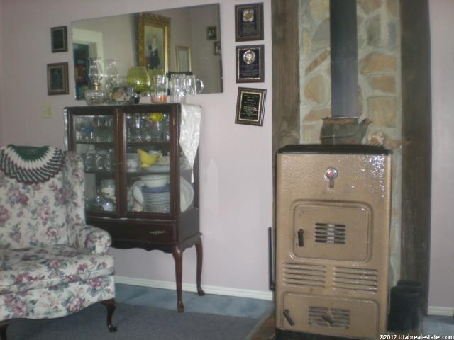 150 S Eagle St, Eureka, UT 84628 — photo 3