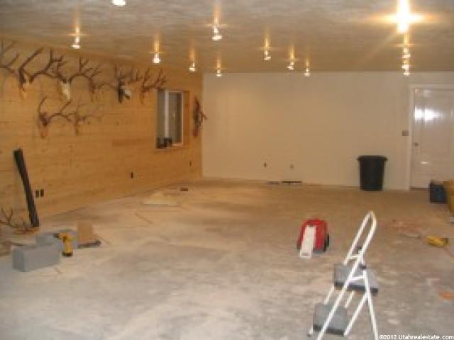 256 S 100 W, Levan, UT 84639 — photo 9