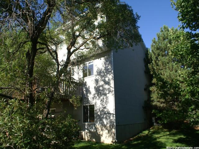 9660 S Altamont Dr E, Sandy, UT 84092 — photo 8