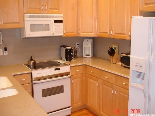 2196 E Iverson Woods Pl, Holladay, UT 84117 — photo 2