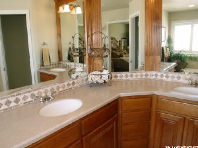 521 E 2300 N, North Ogden, UT 84414 — photo 11