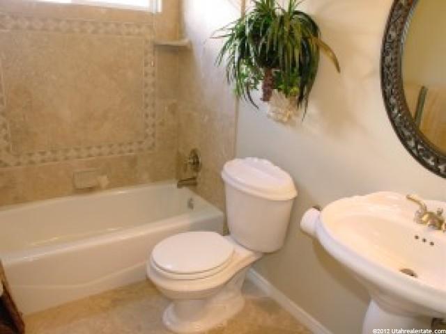 521 E 2300 N, North Ogden, UT 84414 — photo 7