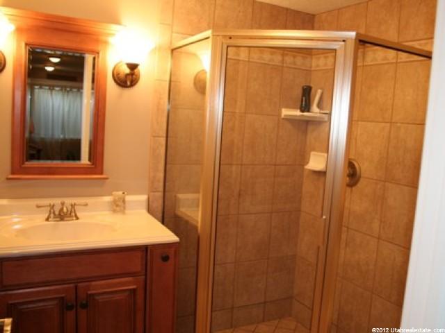 56 W 1350 N, Bountiful, UT 84010 — photo 8