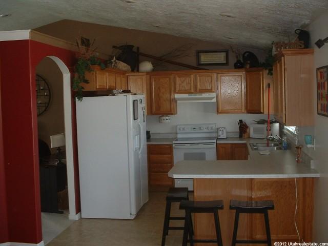 5335 S 4100 W, Roy, UT 84067 — photo 7